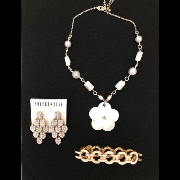 Robert Rose Jewelry - Bracelet, earrings, and necklace costume jewelry